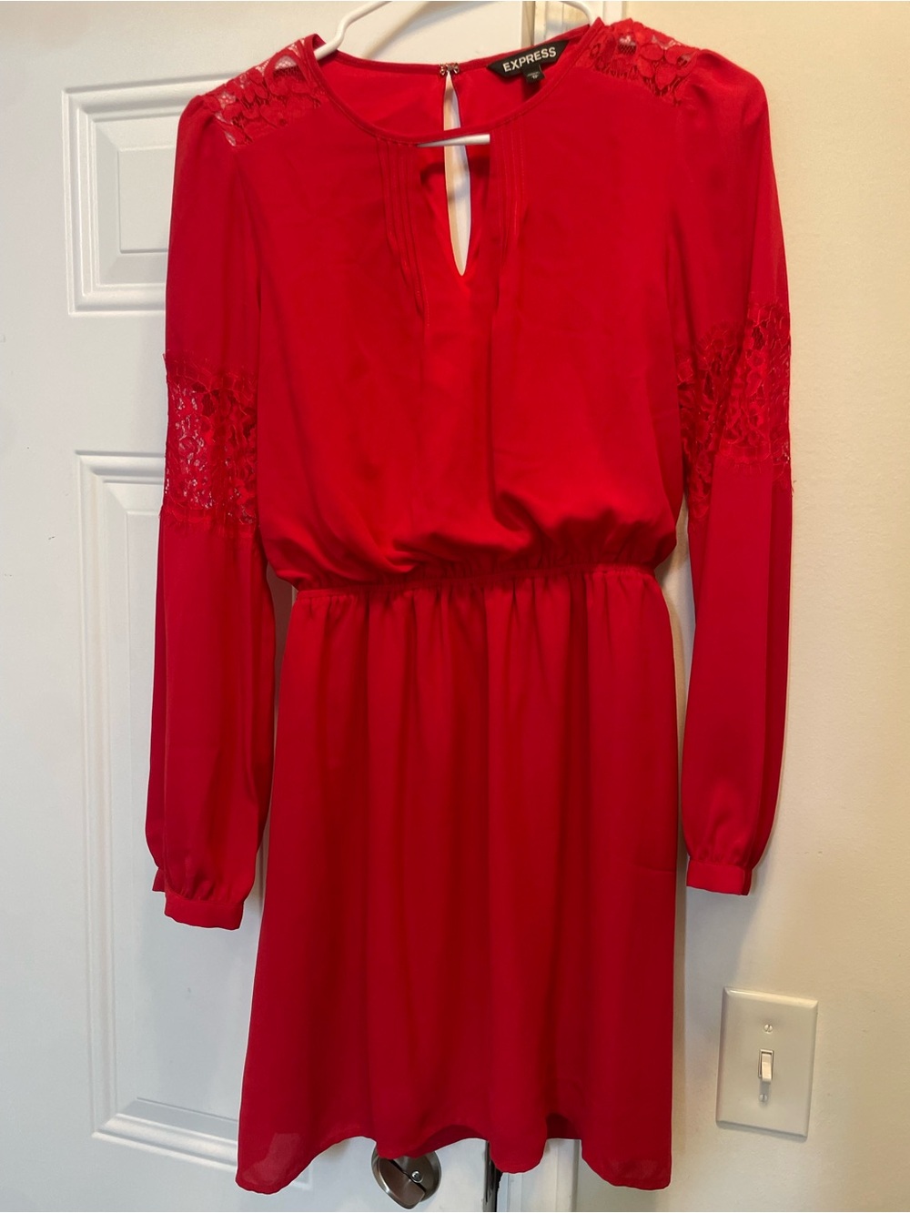 Express Womens Red Long-Sleeve Lace-Trim Keyhole Dress
